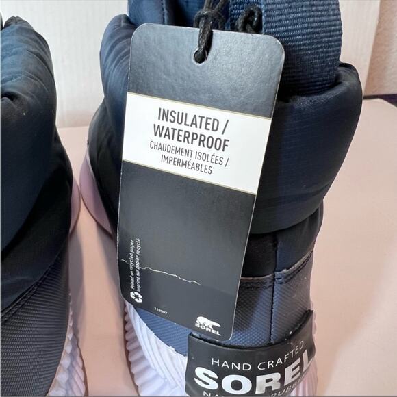 Sorel Out N About III Puffy Waterproof Ankle Boots Women size 11 - Picture 5 of 7